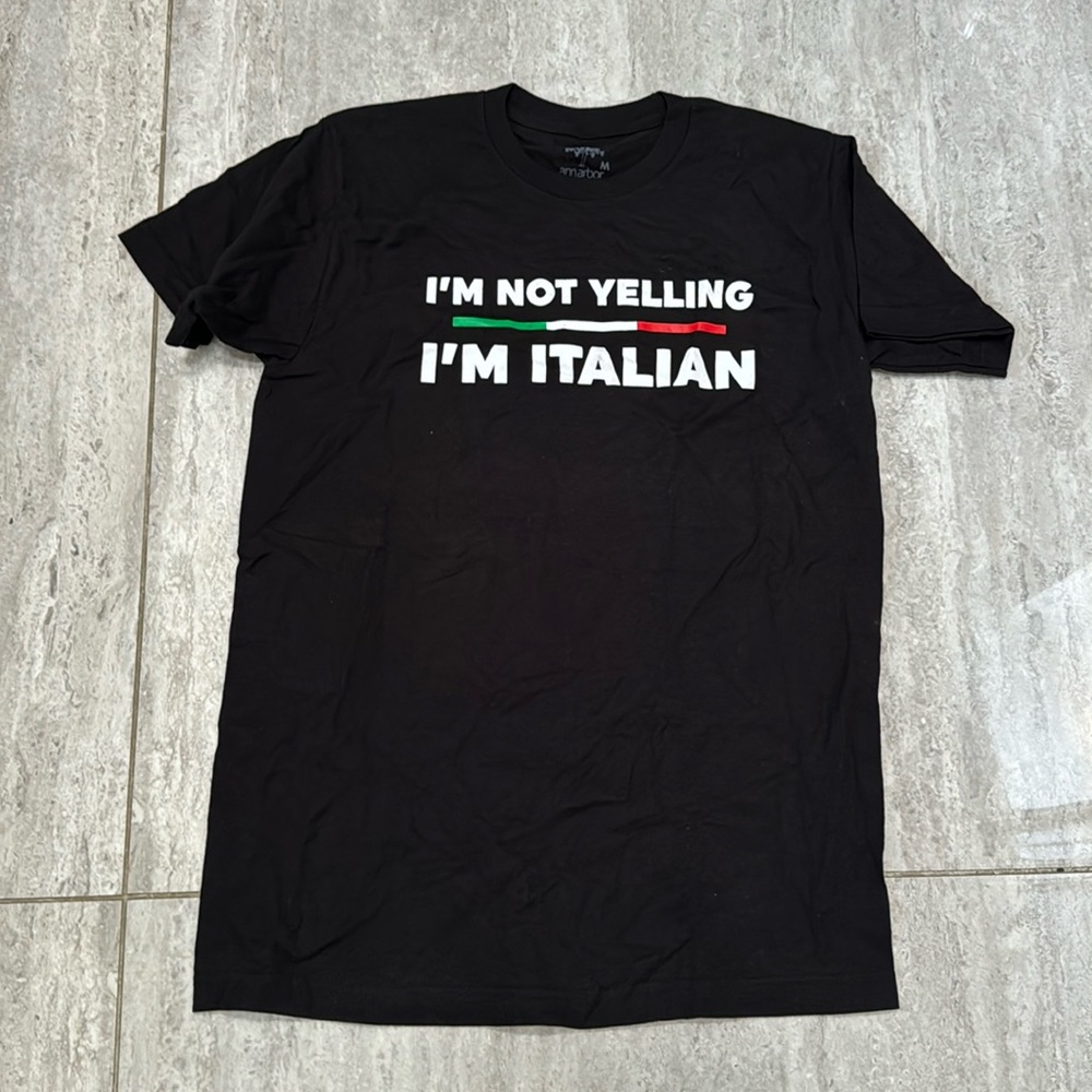 NWOT men’s medium T shirt